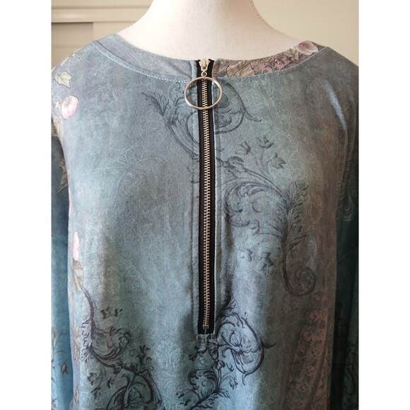 Flamingals Womens M Long Sleeve round neck floral print T-shirt with hoop zipper - Picture 6 of 14